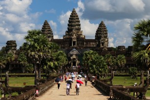 Angkor Wat zur Mittagszeit.
