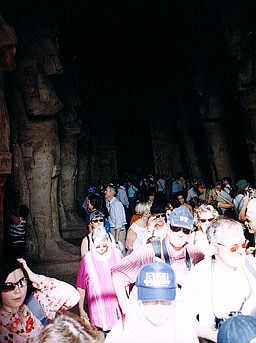 Menschenmengen in Abu Simbel.