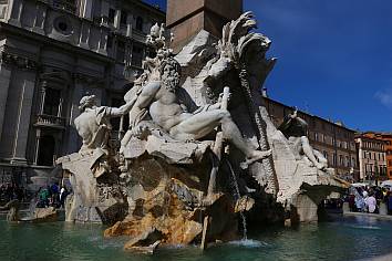 Vierströmebrunnen auf dem Piazza Navona.