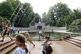 Nicht nur die Kinder hatten bei den Wasserspielen in Hellbrunn eine Menge Spaß.